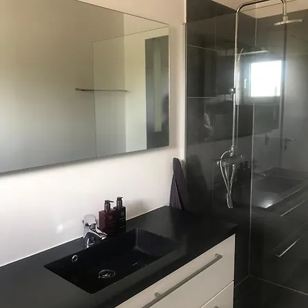 170 M2 Stort Hus Taet Pa Centrum, Mch Og Boxen 海宁