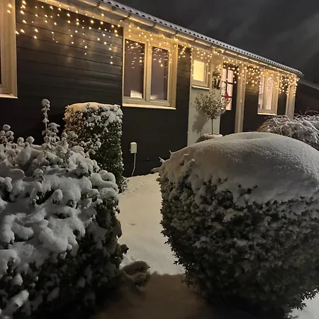 170 M2 Stort Hus Taet Pa Centrum, Mch Og Boxen * Herning